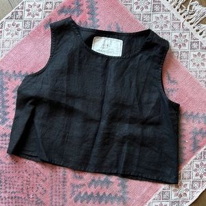 Brand new black linen crop tank, L